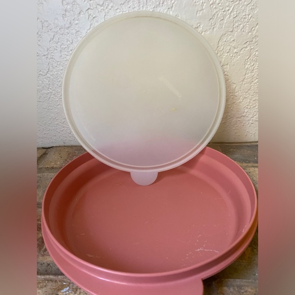 Tupperware - Picture 10 of 14